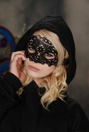 Masked blonde teen Aubrey Gold posing perfectly toned body in lingerie on picsfans.net
