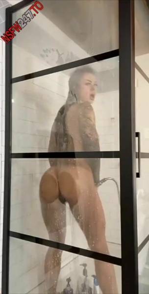 Dakota James Spy on me in the shower! snapchat premium 2020/11/13 porn videos on picsfans.net