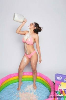 Mia Khalifa Bikini Cereal Pool Patreon Set  - Usa on picsfans.net