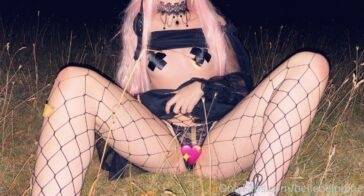 Belle Delphine Night Time Outdoor   on picsfans.net