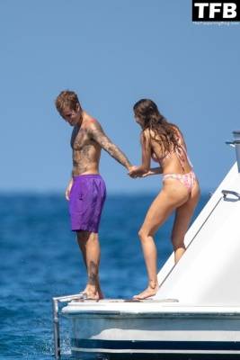 Hailey & Justin Bieber Enjoy Their Romantic Getaway in Cabo San Lucas on picsfans.net