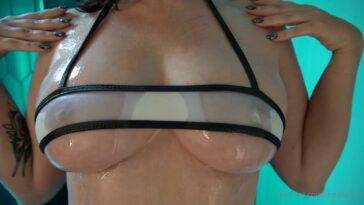 Meg Turney Nude Oil Shower Onlyfans Video Leaked on picsfans.net